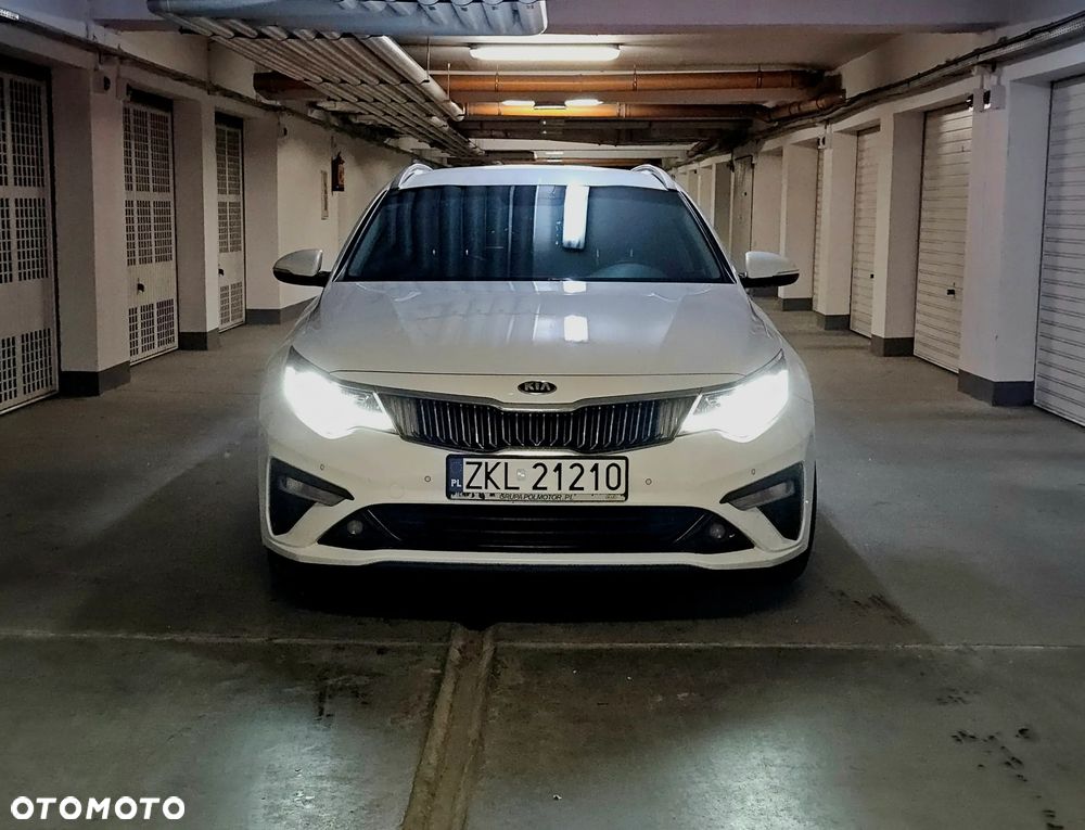 Kia Optima 2.0 M - 2
