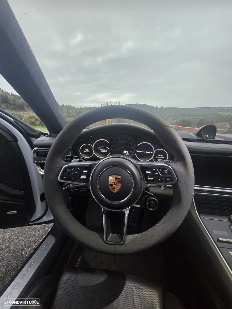 Porsche Panamera Sport Turismo Turbo S E-Hybrid - 15