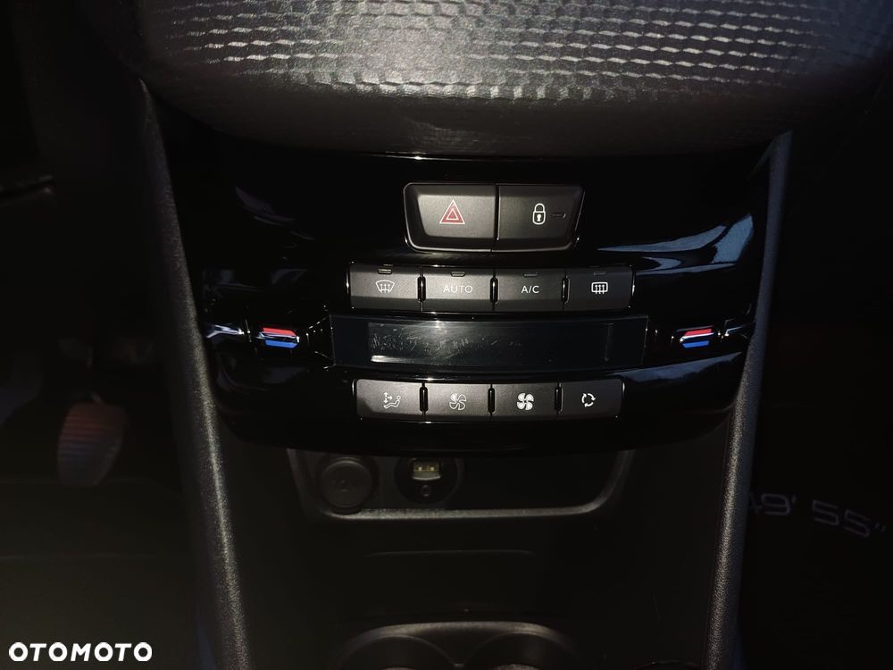 Peugeot 2008 e-HDi FAP 92 STOP & START Business-Line - 26