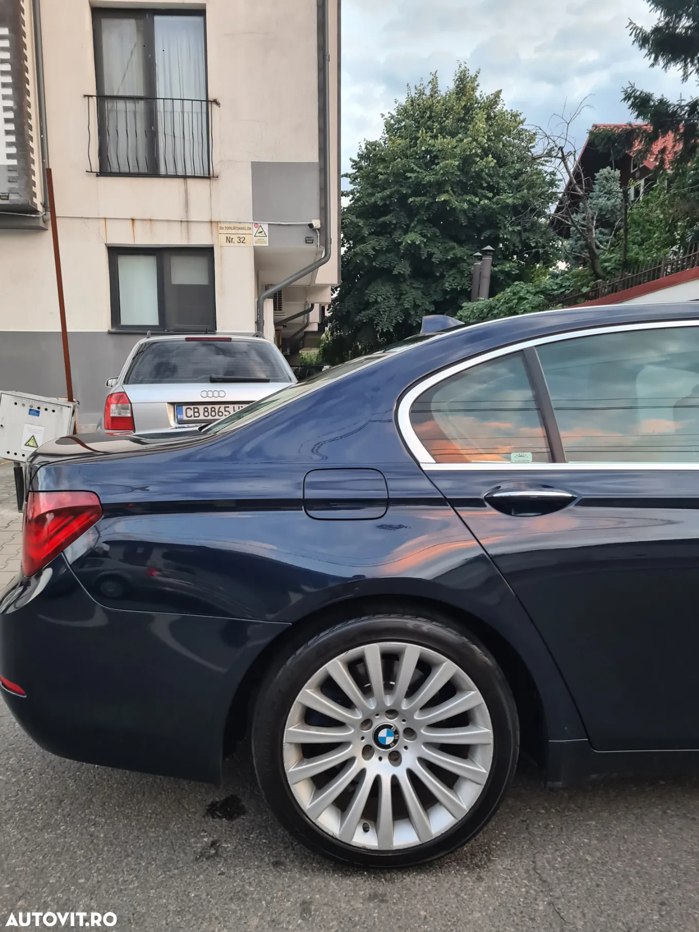 BMW Seria 7 730d - 5