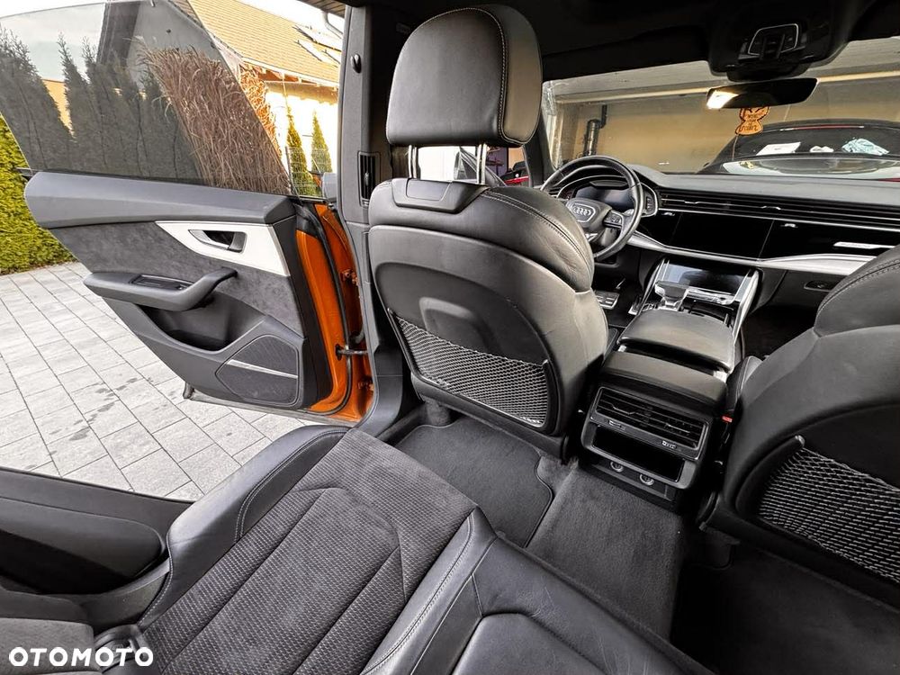 Audi Q8 - 20