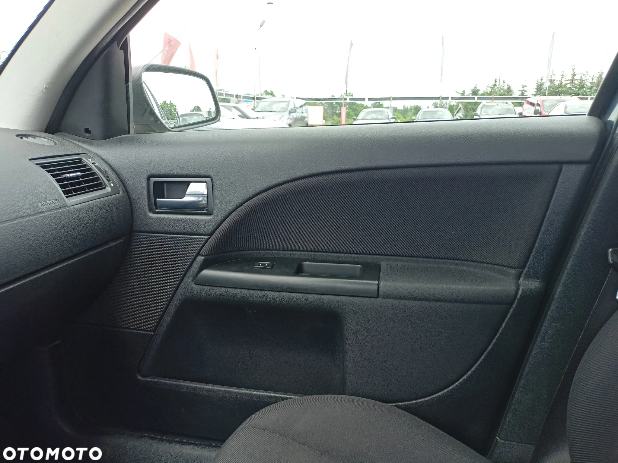 Ford Mondeo - 14