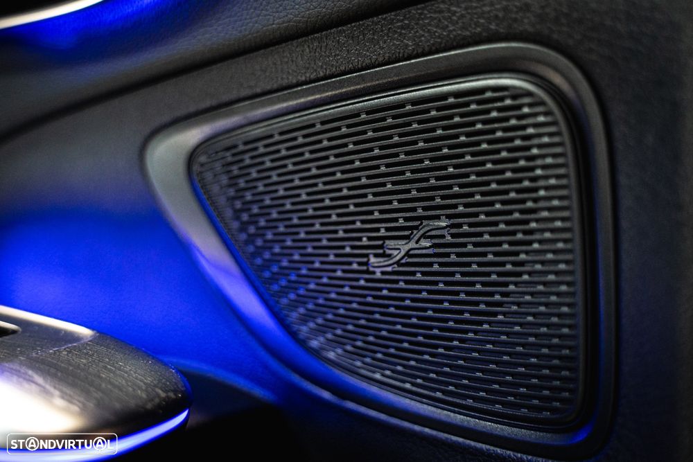 Mercedes-Benz C 300 e T 9G-TRONIC AMG Line - 17