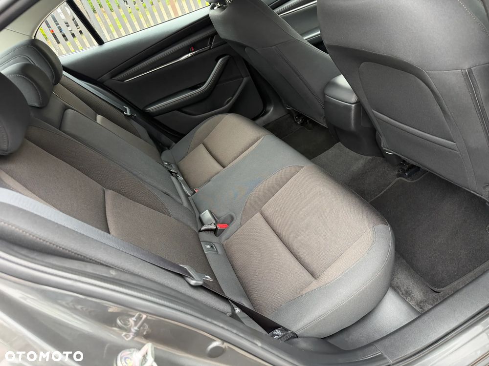 Mazda 3 2.0 mHEV Exclusive Line - 32