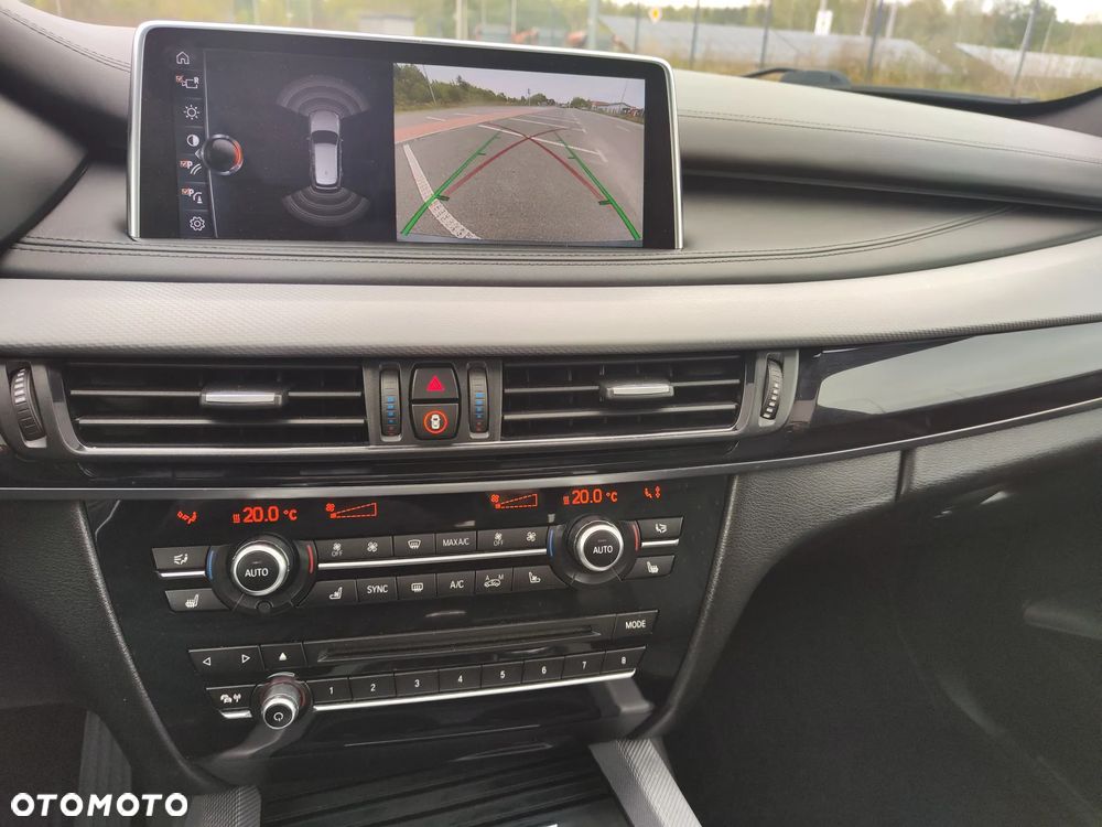 BMW X5 M M50d Sport-Aut - 13