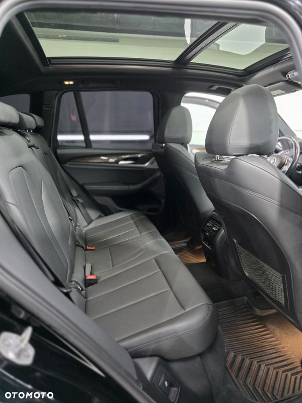 BMW X3 - 27