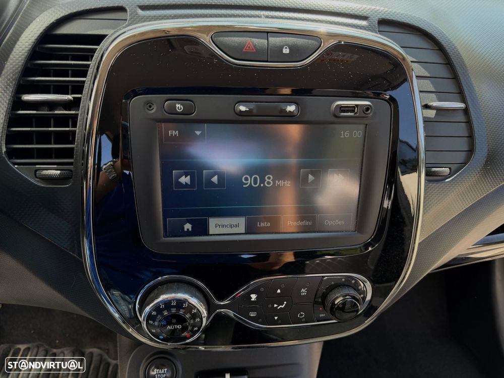 Renault Captur - 30
