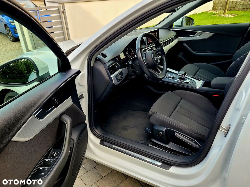 Audi A4 Avant 45 TFSI quattro S tronic - 19