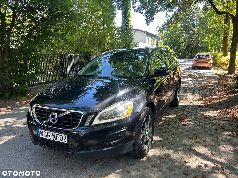 Volvo XC 60 D3 AWD Momentum - 8