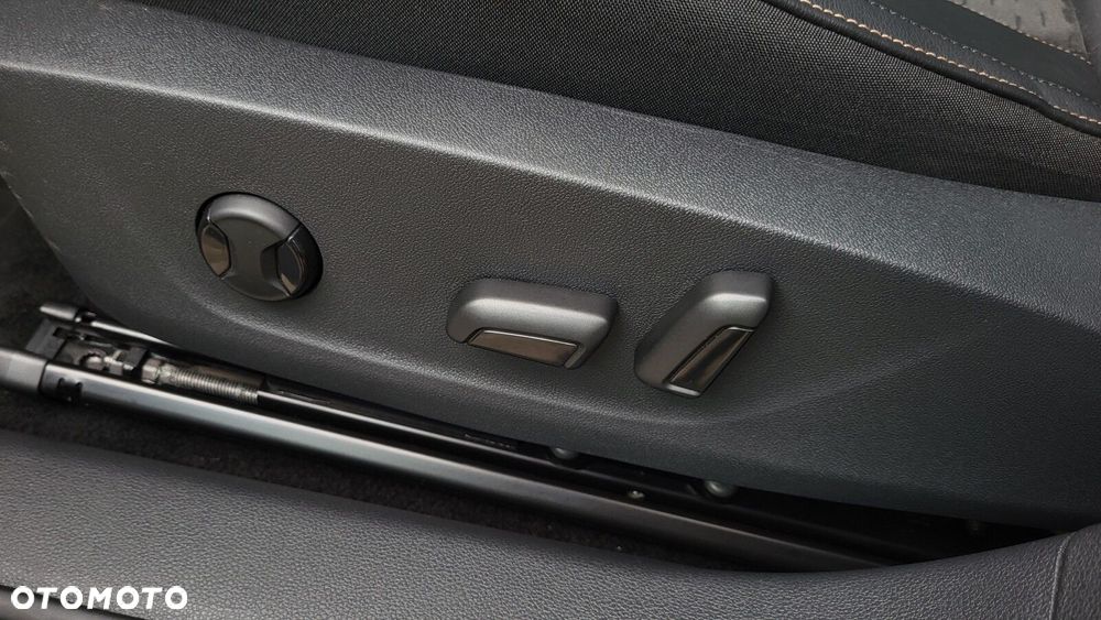 Skoda Kamiq 1.0 TSI Selection DSG - 12