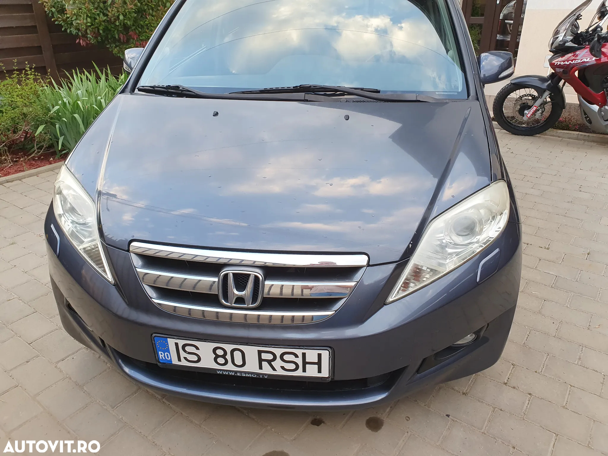 Honda FR-V - 5