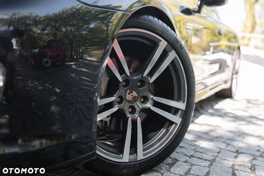 Porsche Panamera 4S PDK - 3