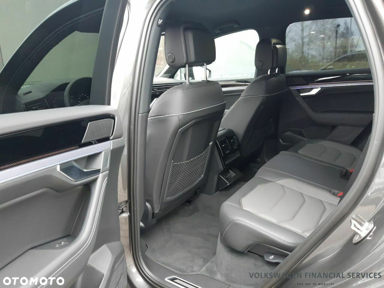 Volkswagen Touareg 3.0 V6 TFSI 4Motion R-Line - 6