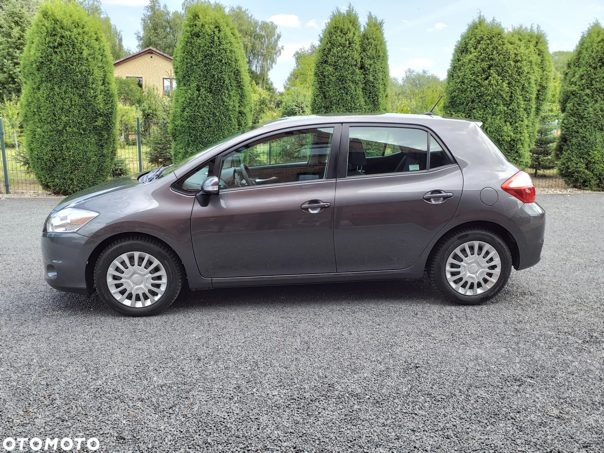Toyota Auris 1.6 Premium - 12