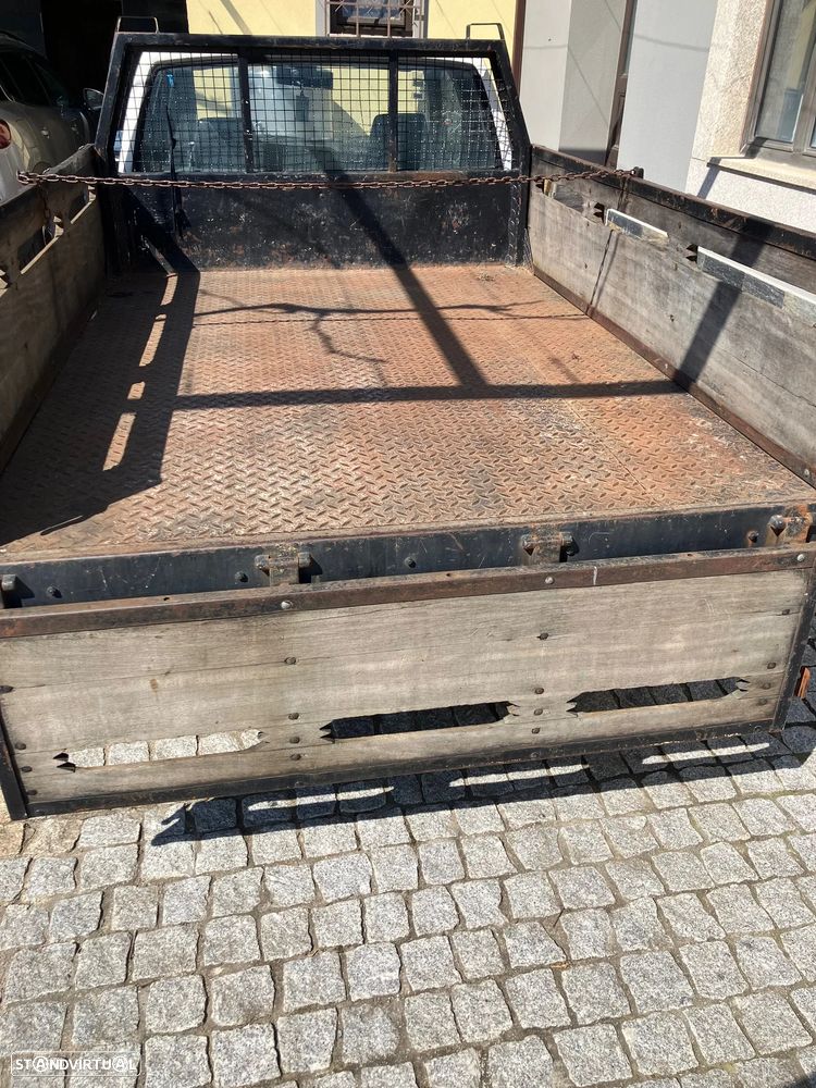 Nissan Pick Up 2.5 D King Cab - 8