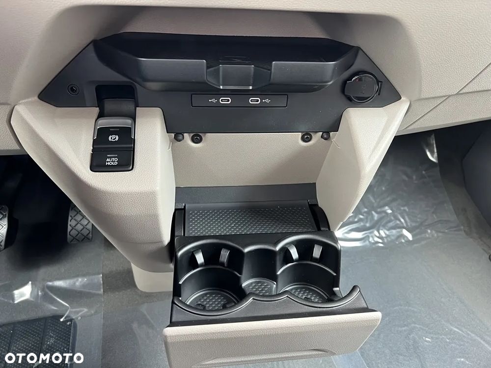 Volkswagen Multivan 2.0 TDI L2 Edition DSG - 15