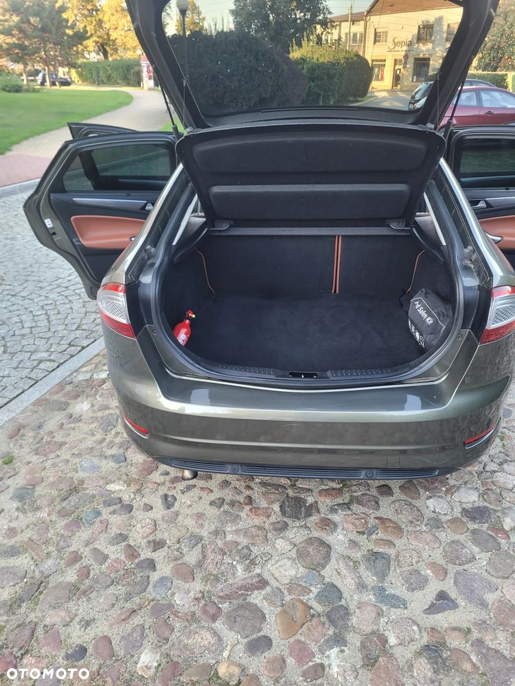 Ford Mondeo - 10