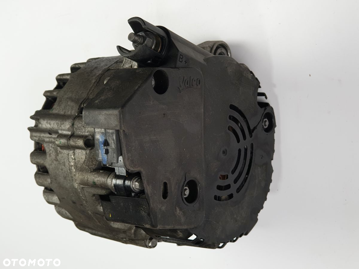 PEUGEOT 3008 5008 2.0 BHDI od 2017 r Alternator - 3