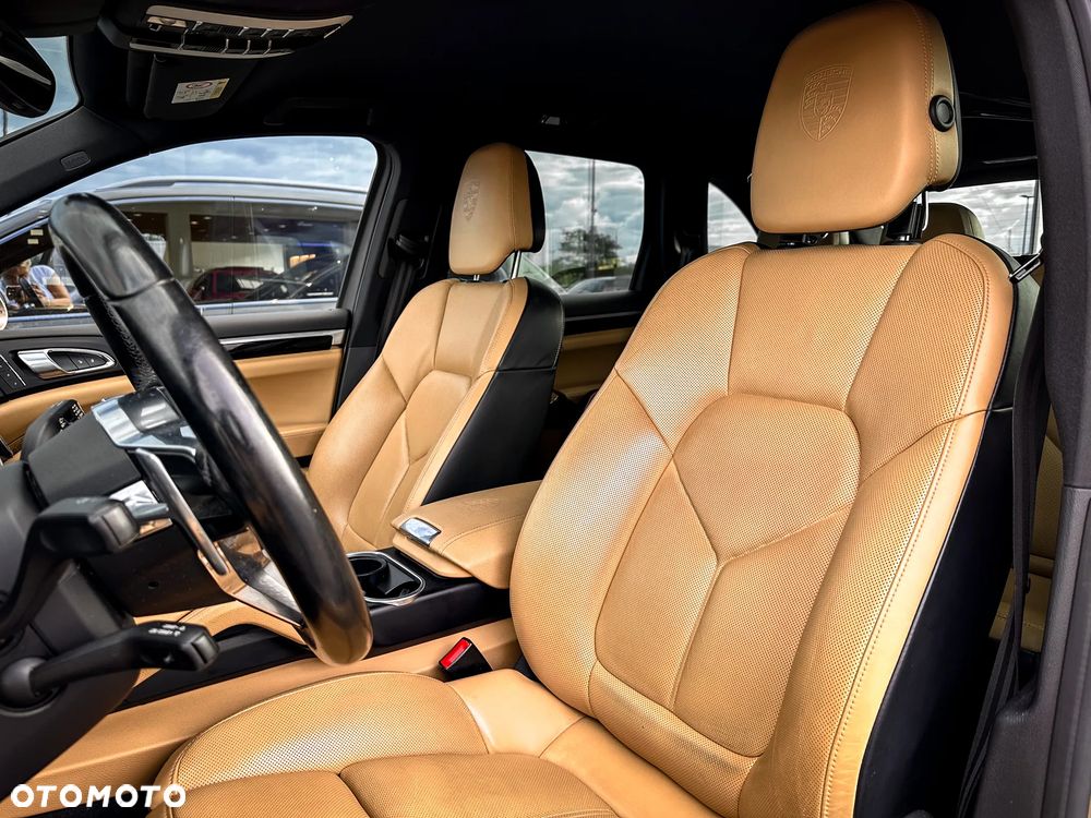 Porsche Cayenne S Diesel - 9