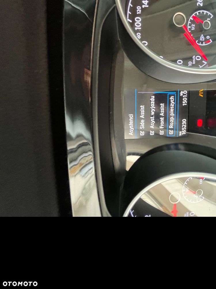 Volkswagen Touran 2.0 TDI BMT Highline DSG - 16