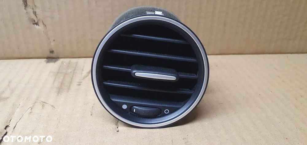 Kratka nawiewu powietrza lewy przód Fiat Punto EVO 226721 - 1