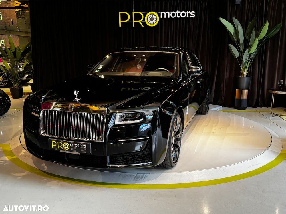 Rolls-Royce Ghost - 8
