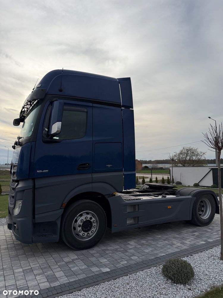 Mercedes-Benz 1845 ACTROS GIGA SPACE STANDARD SALONKA - 2