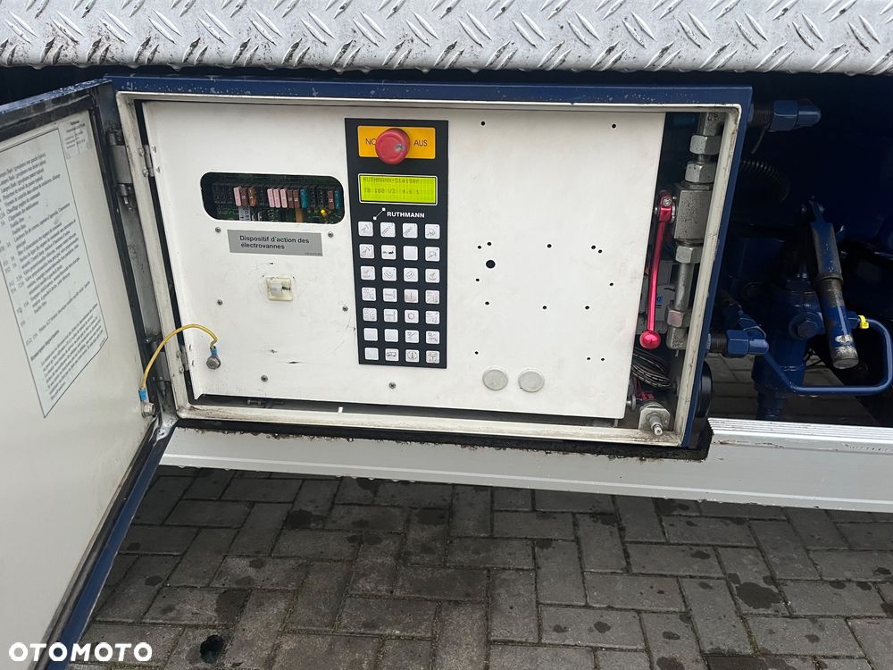 Mercedes-Benz Podnośnik Koszowy Zwyżka Izolowany Kosz Ruthmann TB180 18 metrów  14 w Bok Udt jak Wumag Multitel Gsr Cena Brutto !!! - 8