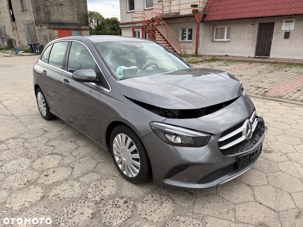 Mercedes-Benz Klasa B 220 4Matic 7G-DCT AMG Line - 38