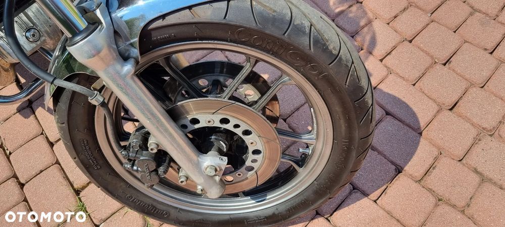 Honda VF - 8