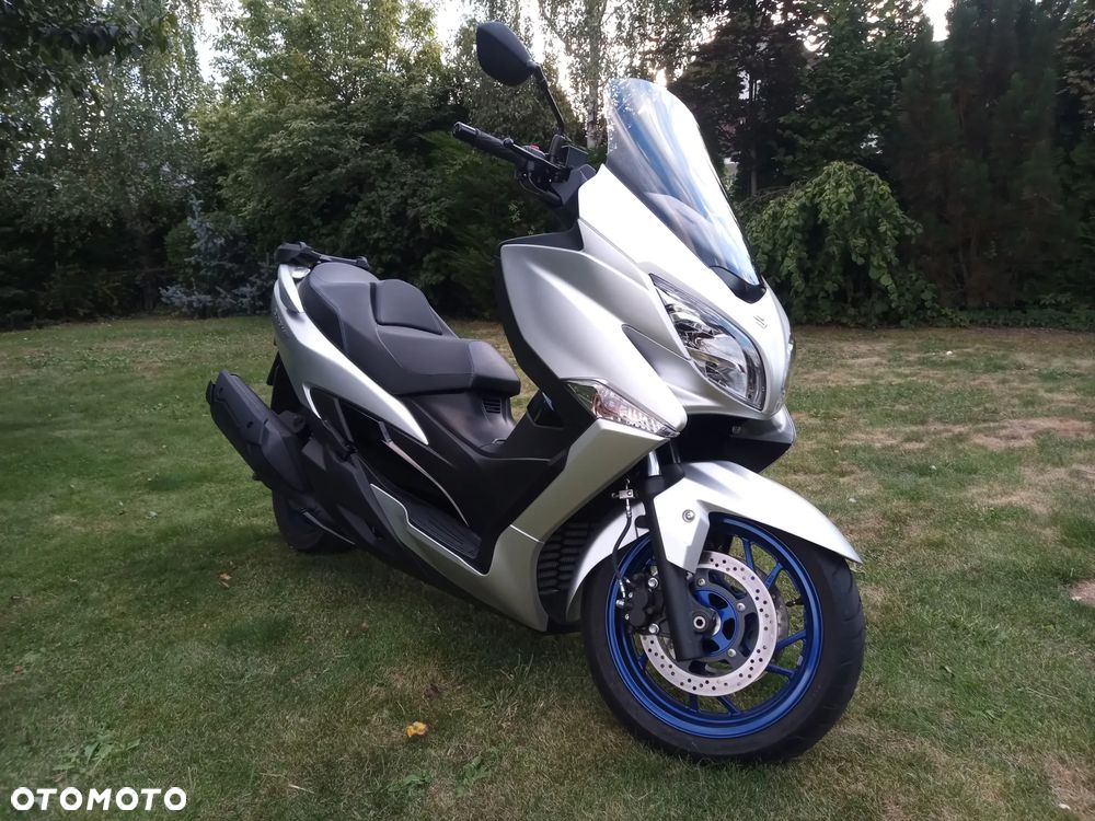 Suzuki Burgman - 3