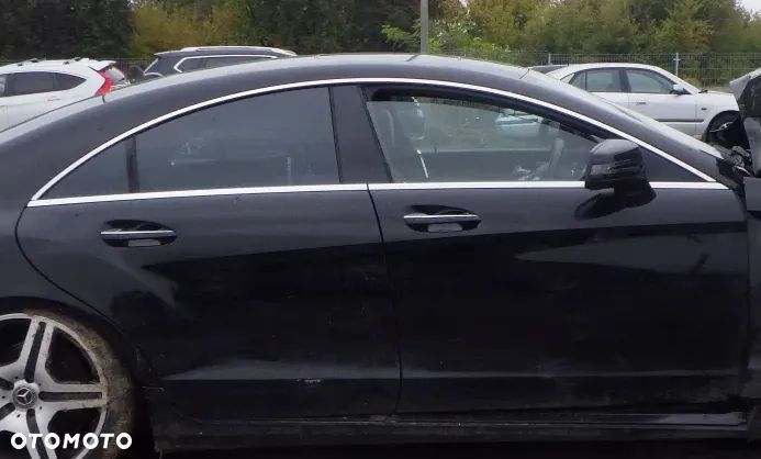 PRÓG SŁUPEK Prawy Lewy MERCEDES CLS W218 - 3