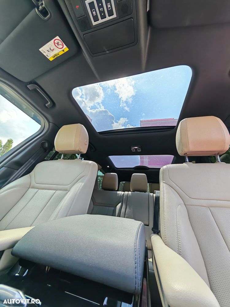 Land Rover Discovery 3.0 L SD6 HSE - 9