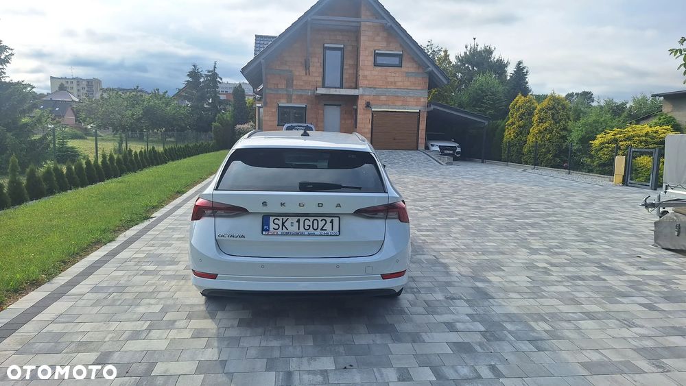 Skoda Octavia 2.0 TDI Ambition DSG - 9