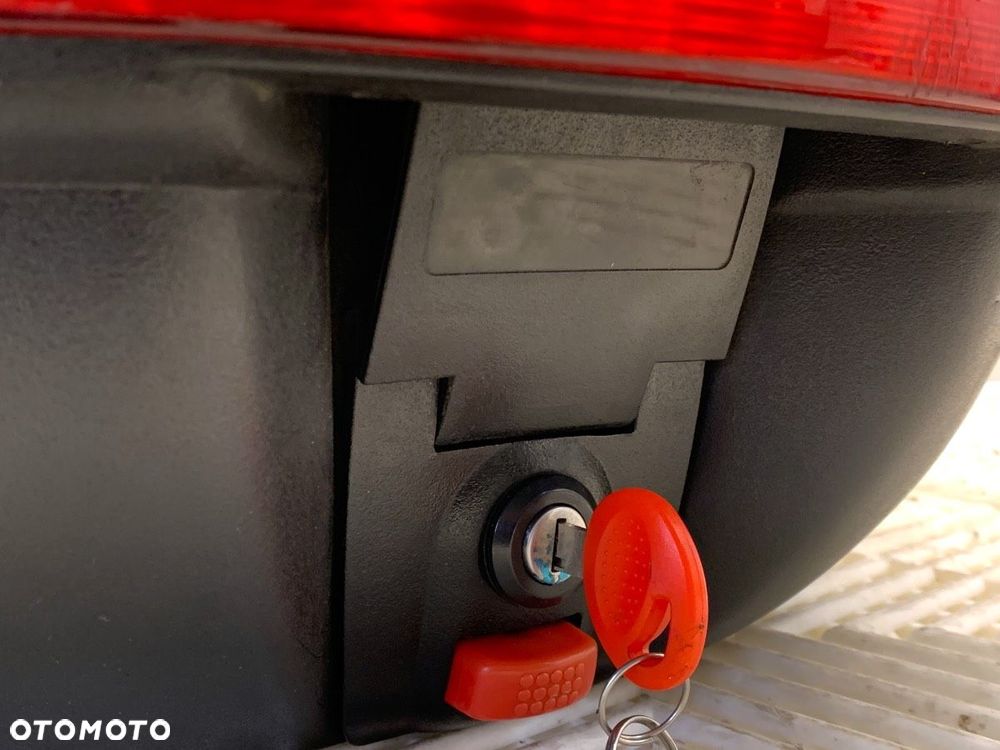 KUFER CENTRALNY  PIAGGIO TYPHOON 2001 - 2014 Typhoon 50 4 kW [5 KM] - 4