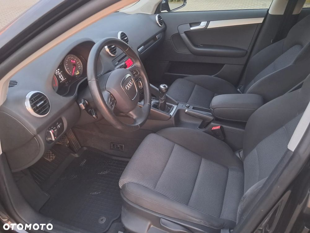 Audi A3 Sportback - 20