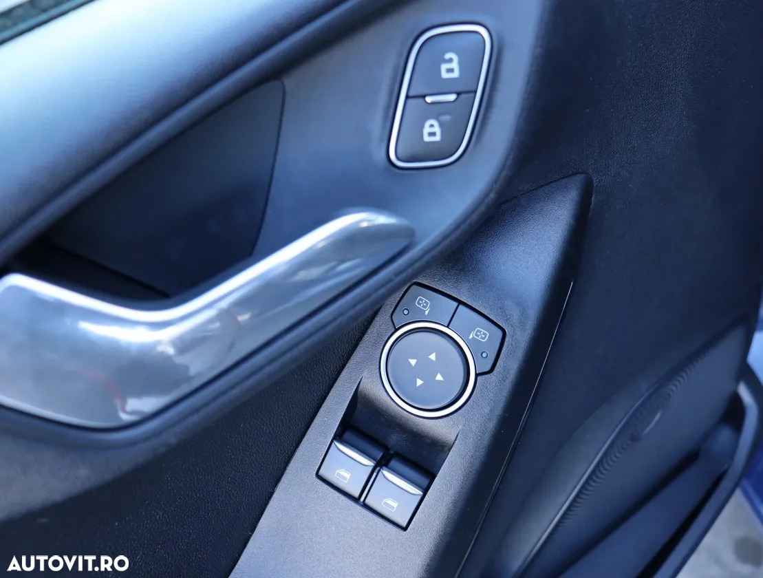 Ford Fiesta - 10