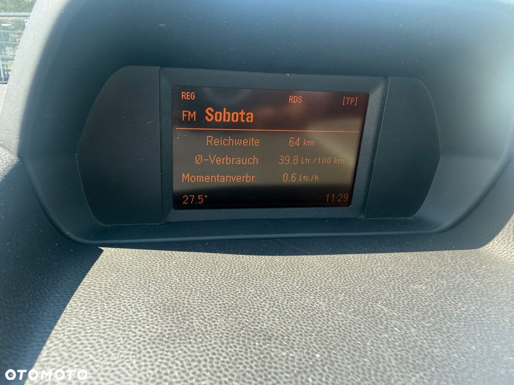 Opel Meriva - 24