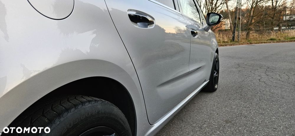 Citroën C4 Picasso 1.6 e-HDi Exclusive - 11