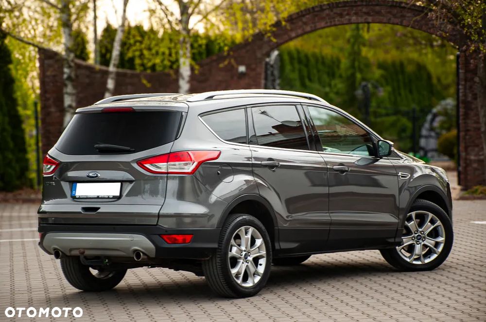 Ford Kuga 2.0 TDCi 4x4 Titanium - 14