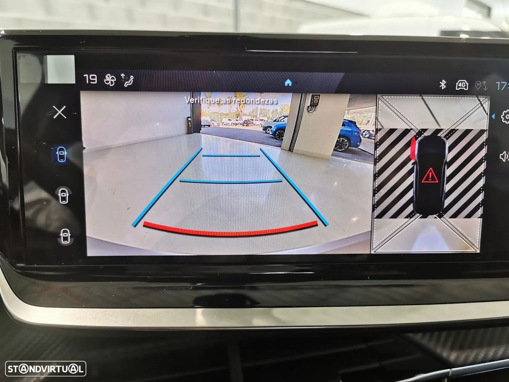 Peugeot 2008 1.2 PureTech Allure - 15