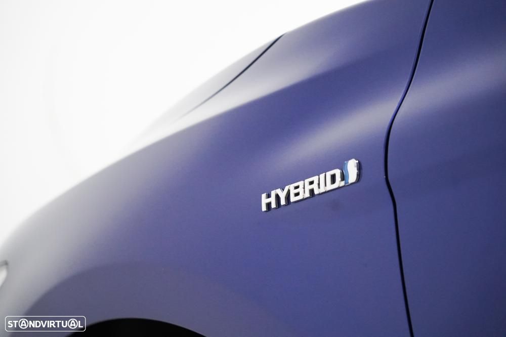 Toyota Camry 2.5 Hybrid Luxury - 18