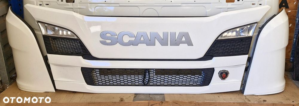 SCANIA P NGT MASKA ATRAPA - 1