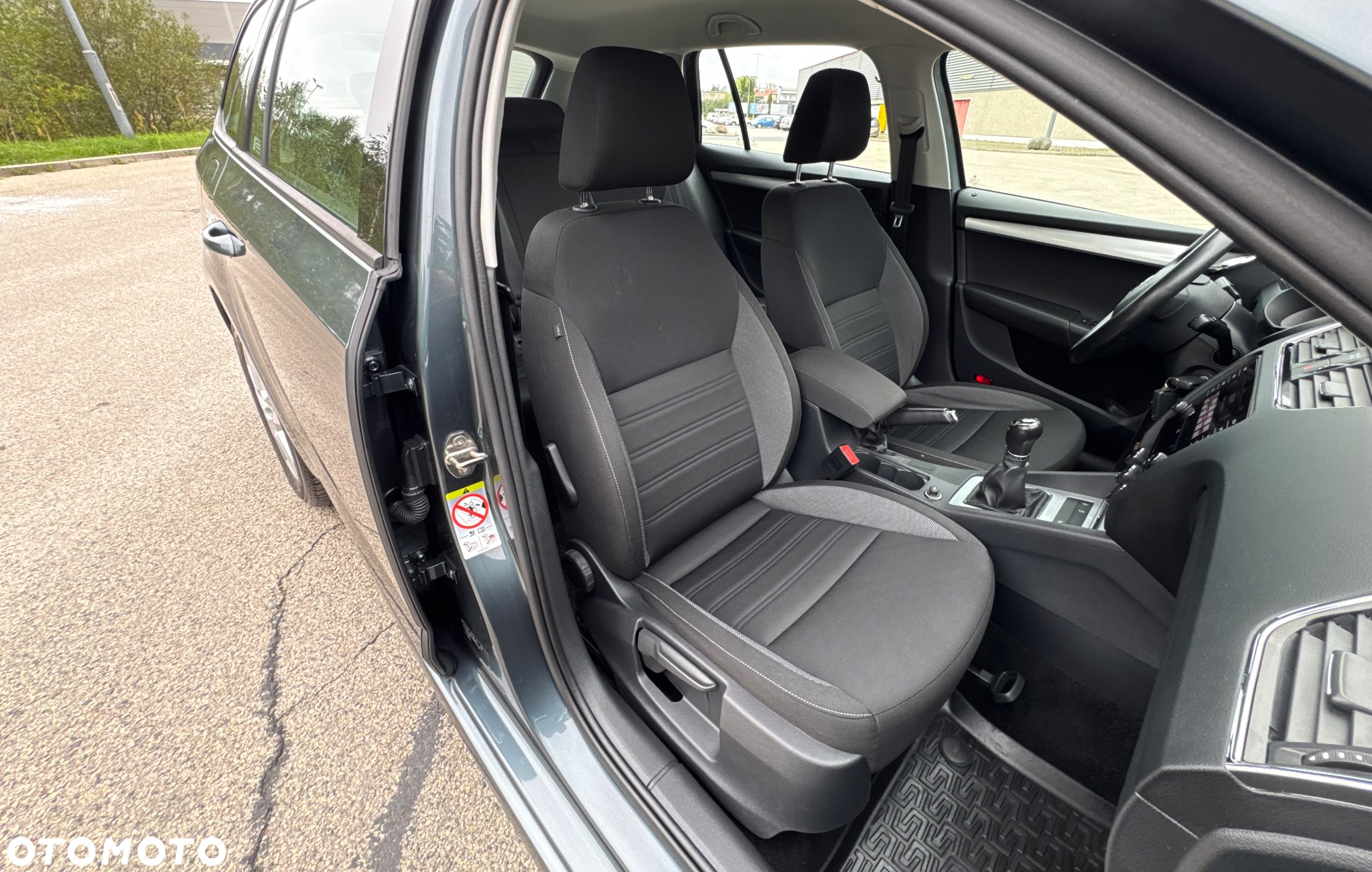 Skoda Octavia 1.6 TDI Business - 8