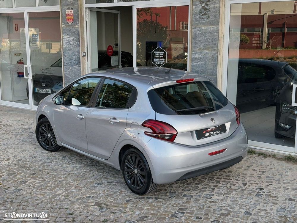 Peugeot 208 1.2 PureTech Style - 2