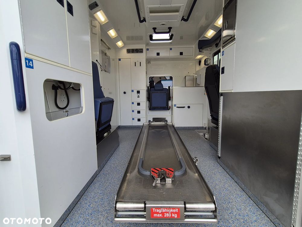 Mercedes-Benz Sprinter 4x4  519 Ambulans - 8