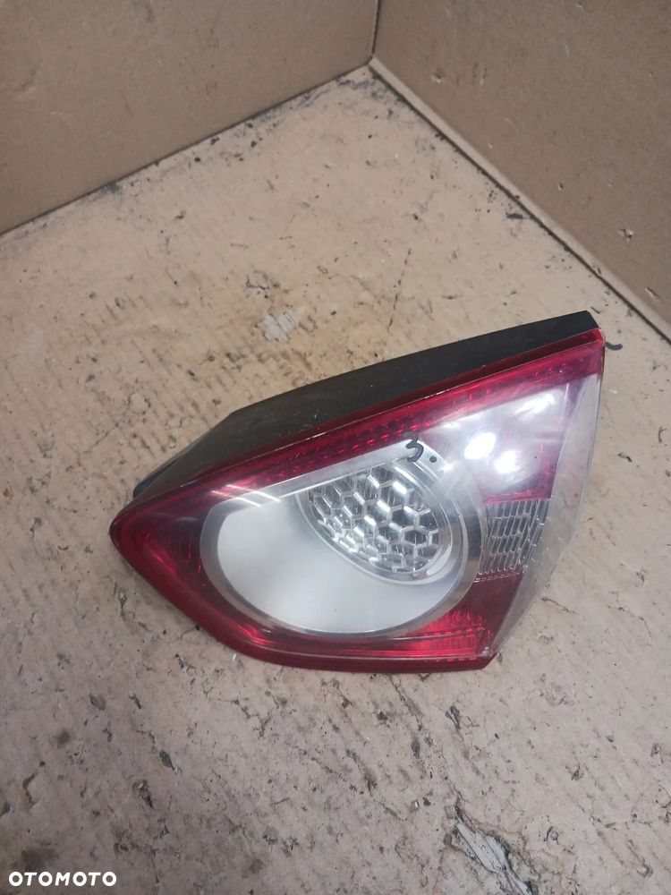 LAMPA PRAWA TYŁ TYLNA W KLAPĘ FORD KUGA MK1 08-13R - 4