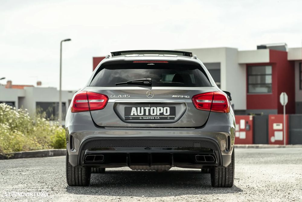 Mercedes-Benz GLA 45 AMG 4-Matic - 37