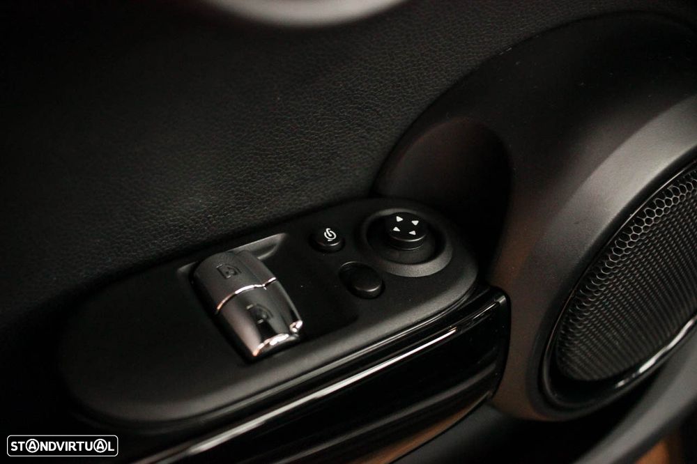 MINI 3 Portas Cooper SE - 10