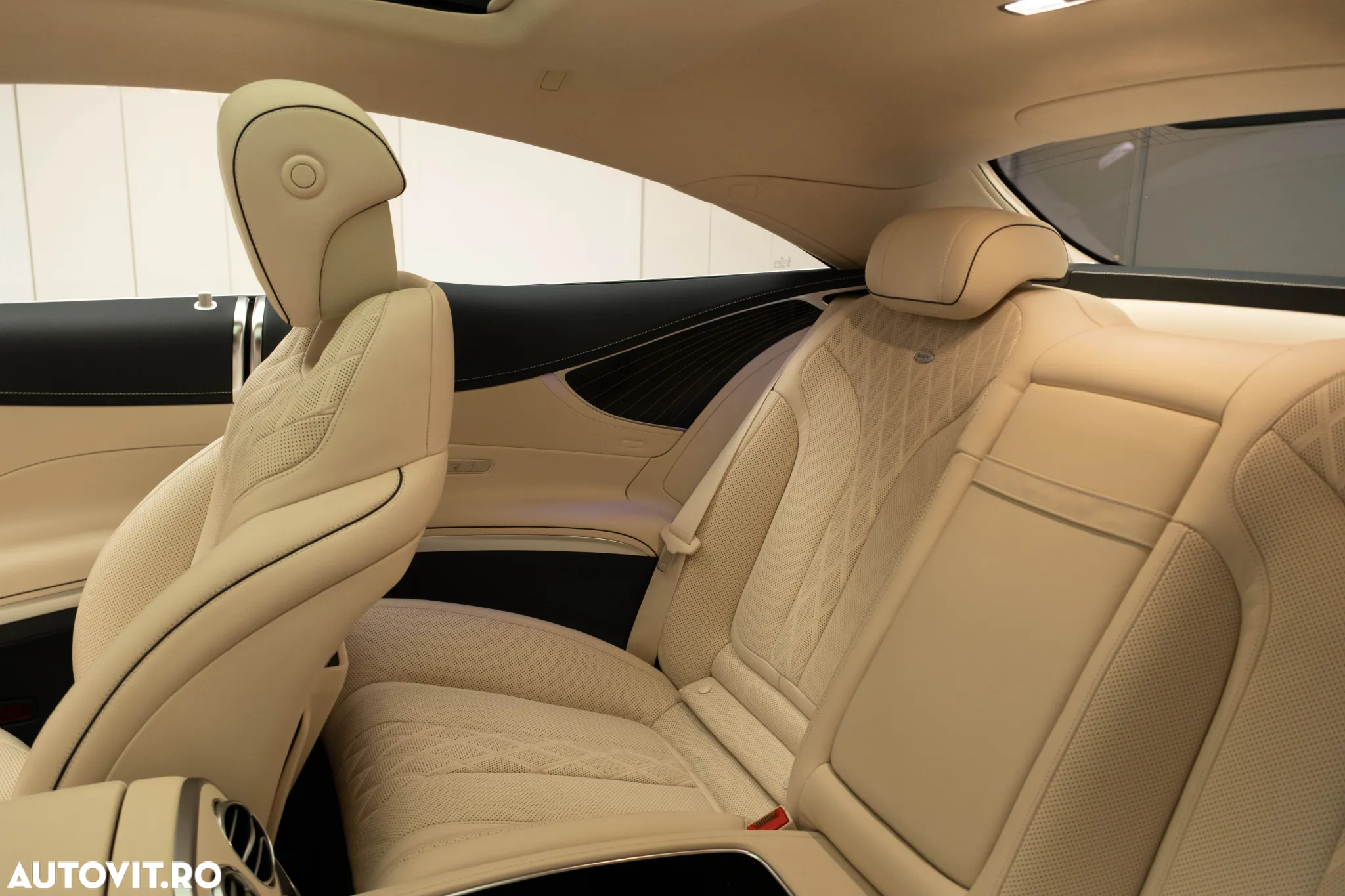 Mercedes-Benz S 450 4MATIC Coupe Aut - 23
